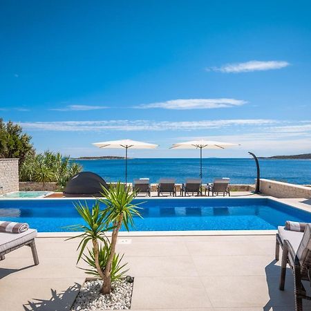 Villa Carisma Island فيس المظهر الخارجي الصورة